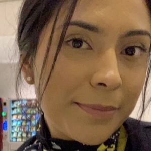 Meet your Posher, Vanessa